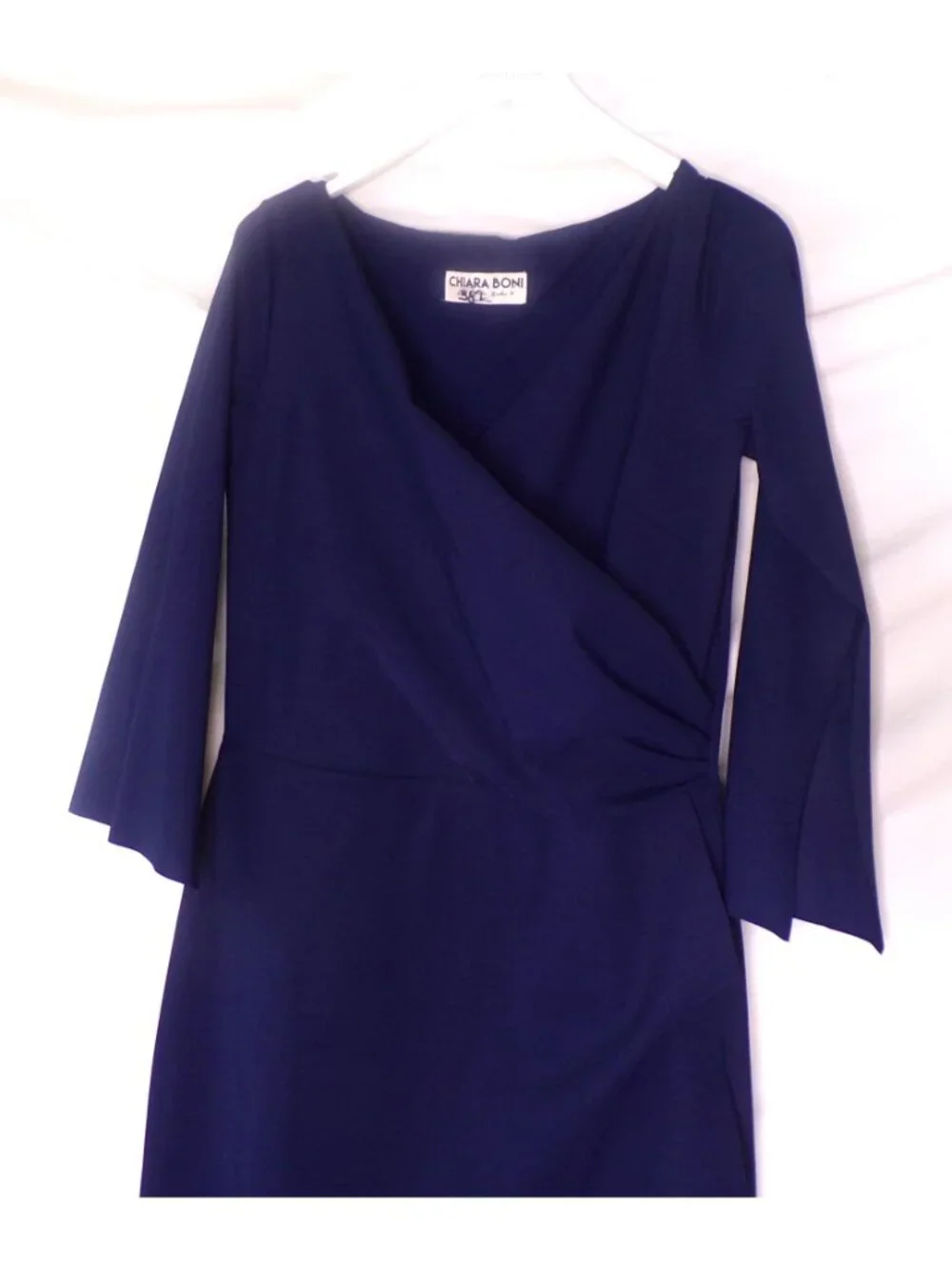 🆕CHIARA BONI Zalfa Ruched Faux Wrap Gown Dress 6 Navy Blue - Picture 12 of 13